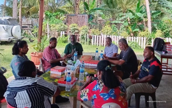 Laporan Pelaksanaan Koordinasi Strategis Program AMAHUTA di Kabupaten Sarmi