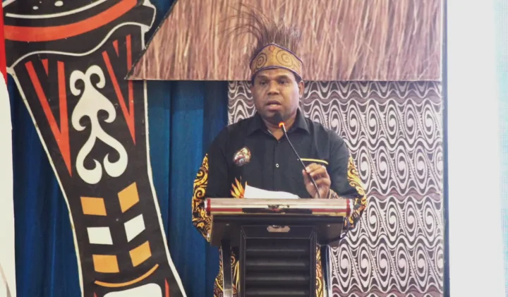 "Darah Muda Tabi Bergolak Stop Rampas Hak Kami saatnya Revolusi Kultural Lawan Tirani Jakarta"!